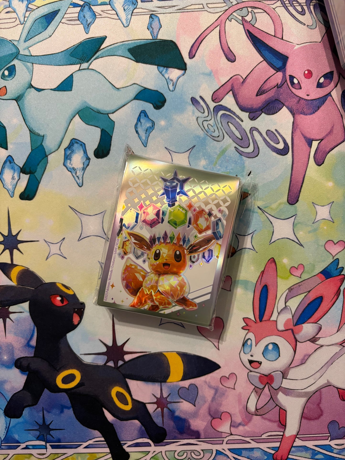 Pokémon - 65 Sleeve ETB Évolutions Prismatiques